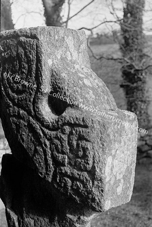 ST MULLINS DETAIL OF OLD CROSS